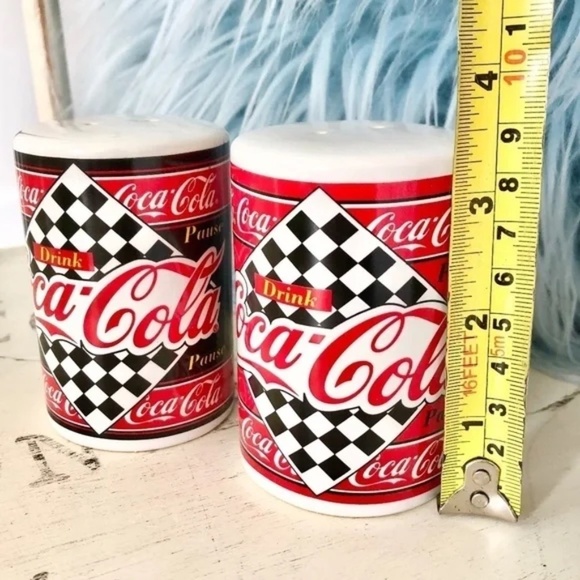 Coca Cola, Salt And Pepper Shakers, Ceramic, Vintage, 1995, Good Condition - Picture 9 of 10